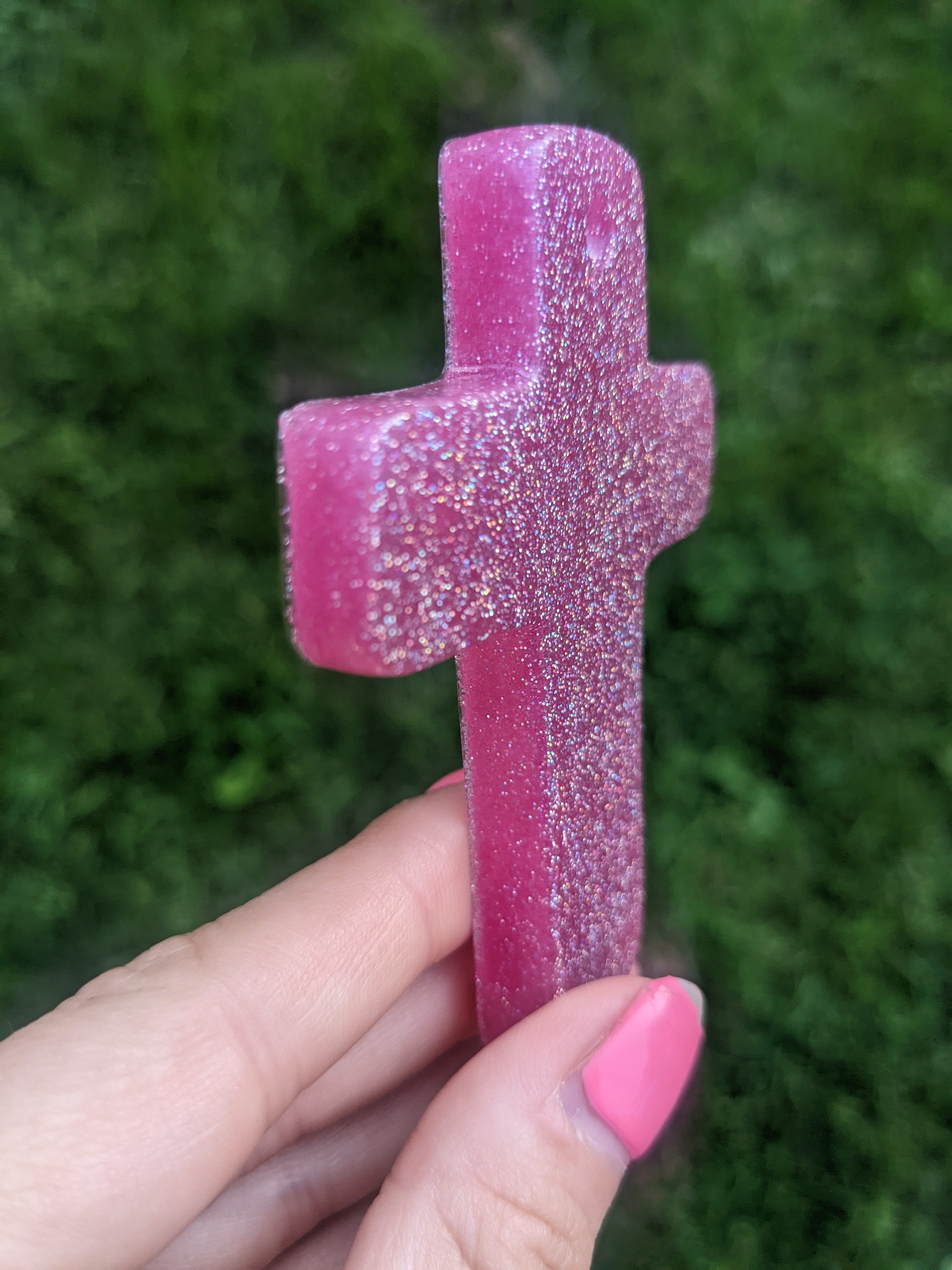 Resin crosses